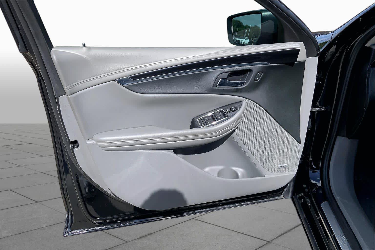 Certified 2018 Chevrolet Impala Premier FWD image 21