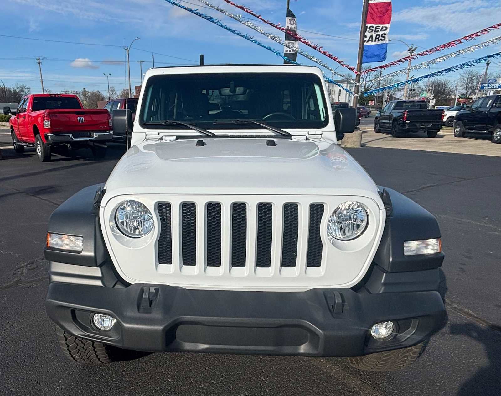 Used 2022 Jeep Wrangler Unlimited Sport w/ Sun And Sound Package image 4