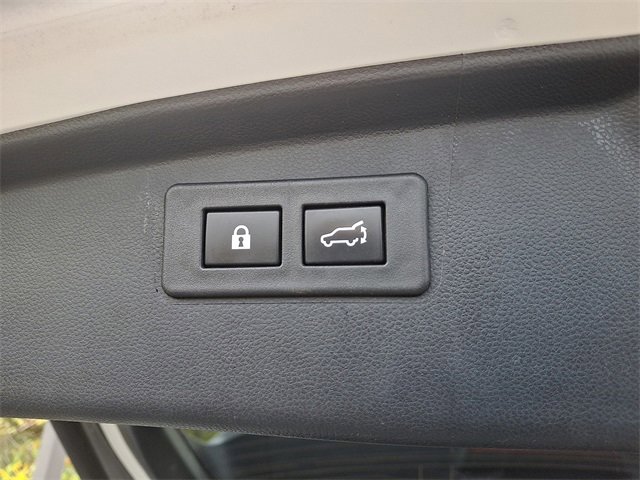 Used 2023 Subaru Outback Touring image 29