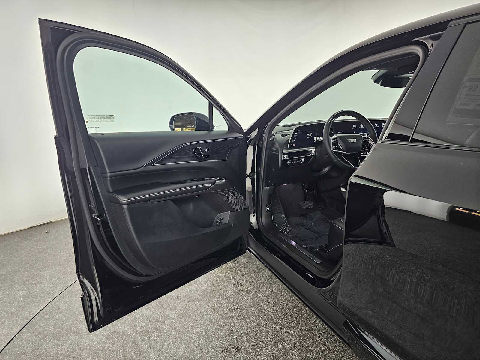 New 2026 Cadillac Lyriq Sport RWD image 19