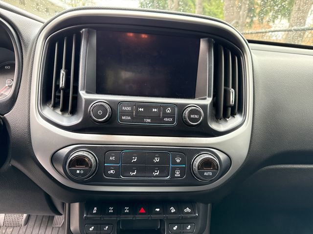 Used 2018 Chevrolet Colorado ZR2 w/ ZR2 Midnight Special Edition AWD/4WD image 44