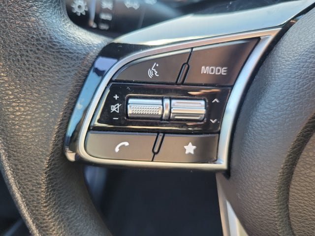 Used 2024 Kia Forte LXS w/ LXS Technology Package FWD image 24