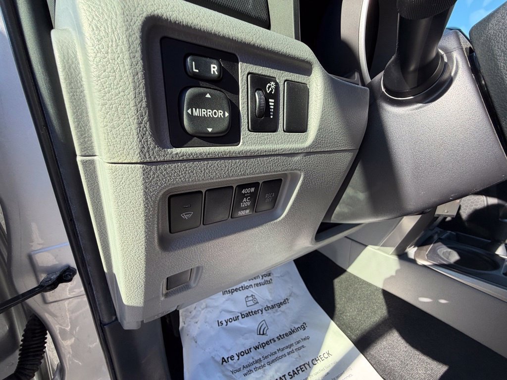 Used 2013 Toyota 4Runner Trail AWD/4WD image 17
