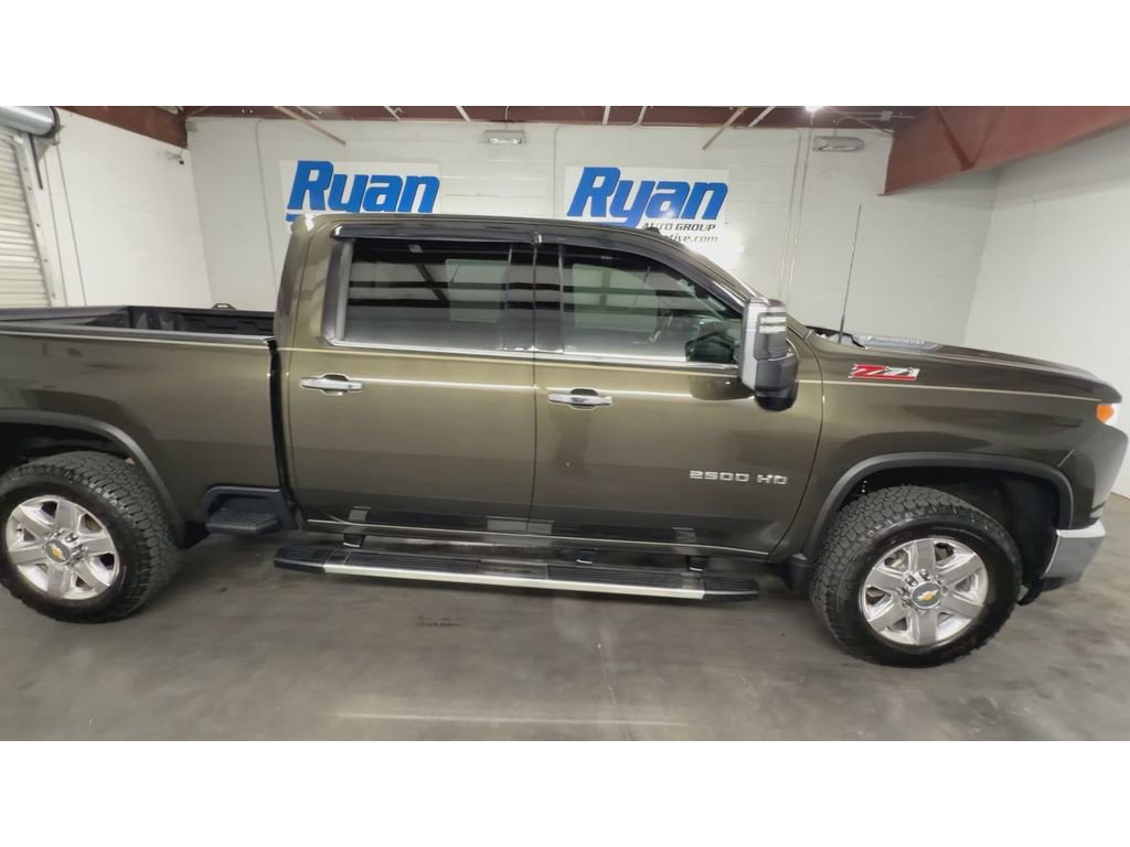 Used 2022 Chevrolet Silverado 2500 LTZ AWD/4WD image 9