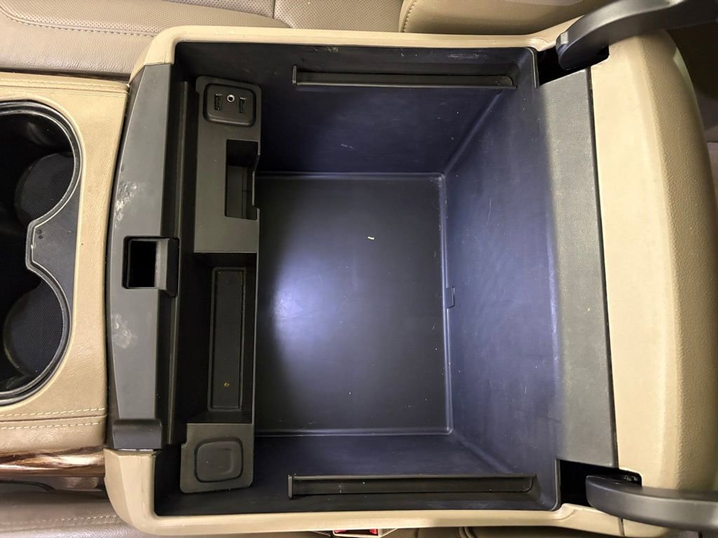 Used 2019 GMC Yukon SLT w/ Open Road Package AWD/4WD image 38