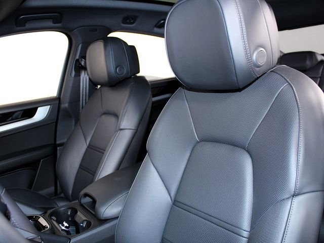 New 2026 Porsche Cayenne S AWD/4WD image 19