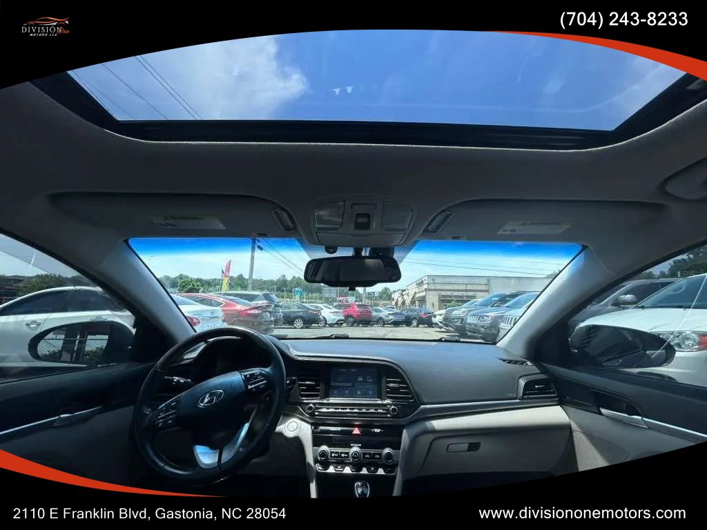 Used 2019 Hyundai Elantra Value Edition FWD image 15