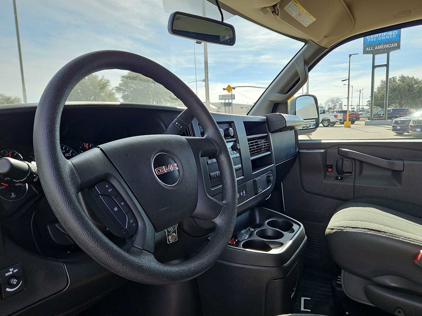 Used 2024 GMC Savana 2500 w/ Driver Convenience Package image 10