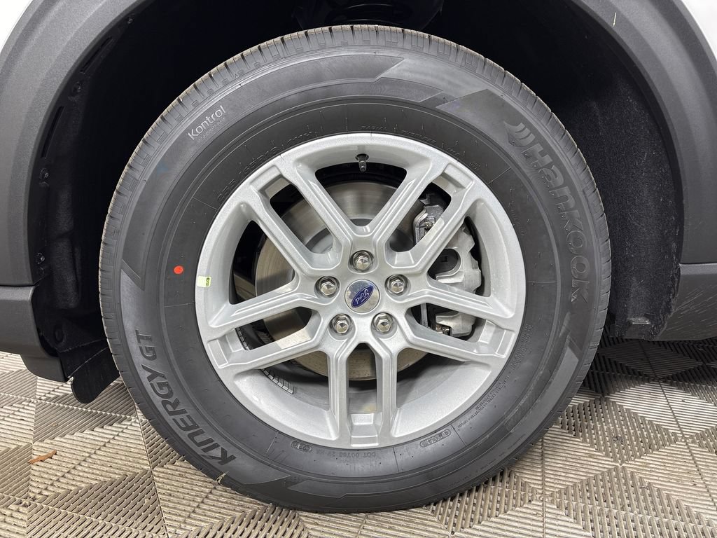 New 2026 Ford Explorer Active w/ Active Comfort Package RWD image 11