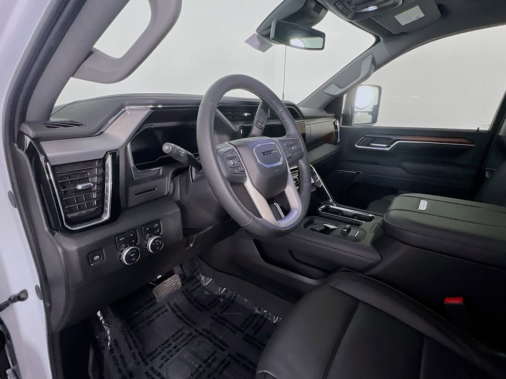 Certified 2025 GMC Sierra 2500 Denali image 8