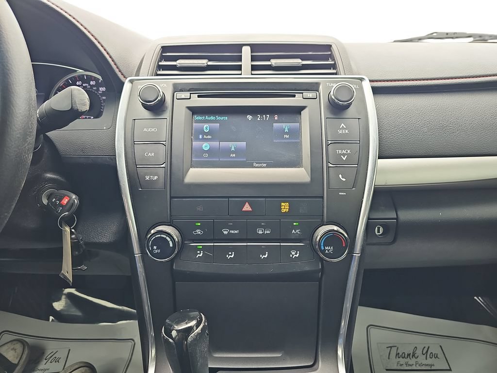 Used 2016 Toyota Camry SE FWD image 20