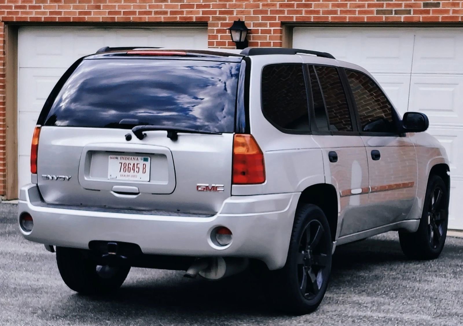 Used 2008 GMC Envoy SLE image 9
