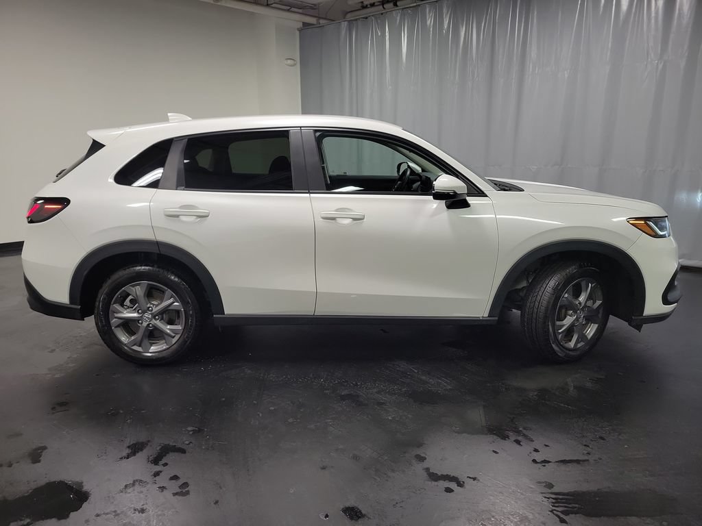 Used 2026 Honda HR-V LX image 9