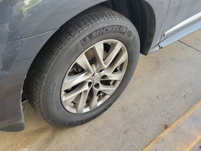 Used 2013 INFINITI JX35 FWD image 3