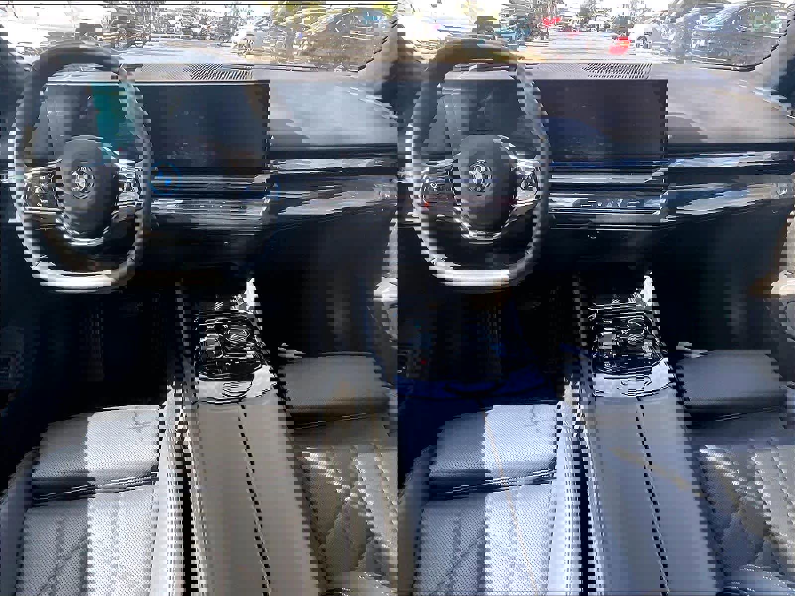 Used 2024 BMW i5 eDrive40i w/ Premium Package image 16