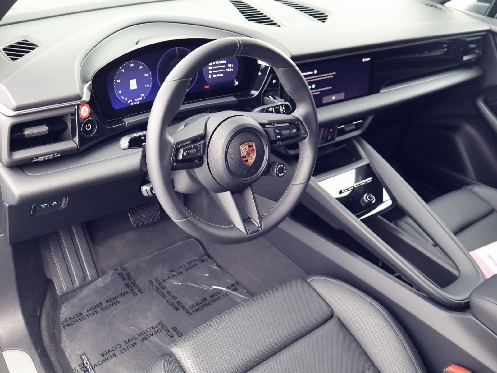 Used 2025 Porsche Macan Electric w/ Premium Package RWD image 4
