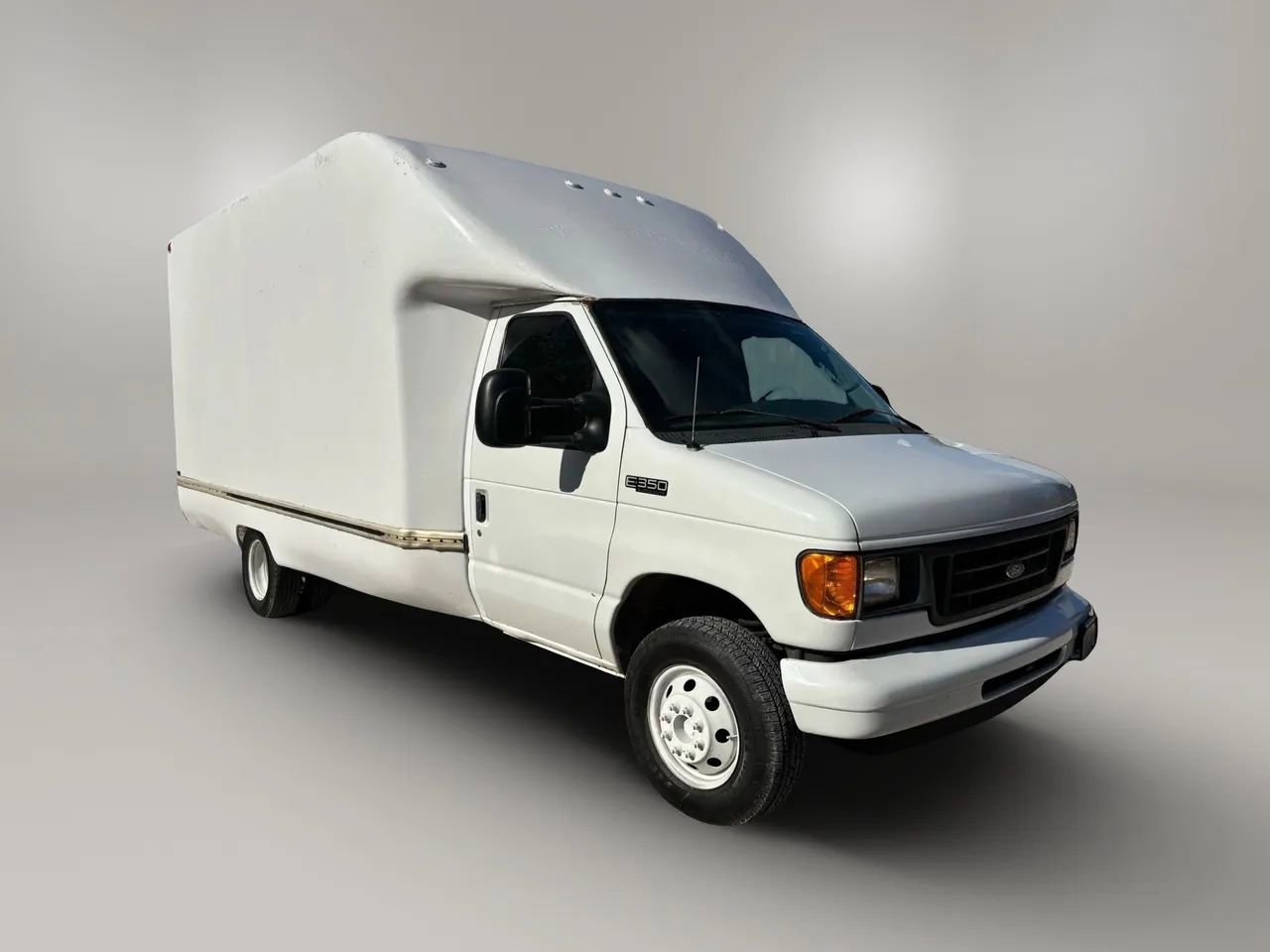 Used 2003 Ford E-350 and Econoline 350 Super Duty image 12