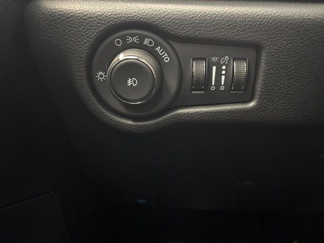 New 2026 Chrysler Pacifica Limited w/ S Appearance Package image 39