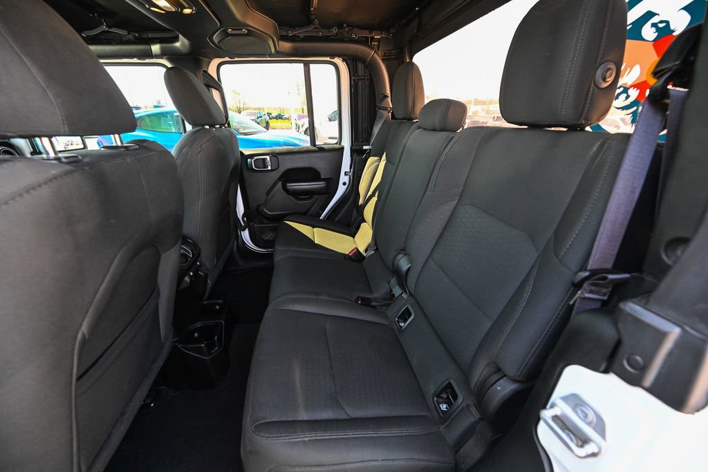 Used 2020 Jeep Gladiator Sport w/ Quick Order Package 24S image 21