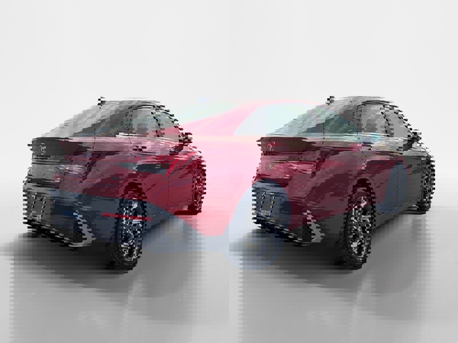 Used 2024 Hyundai Elantra Limited image 3