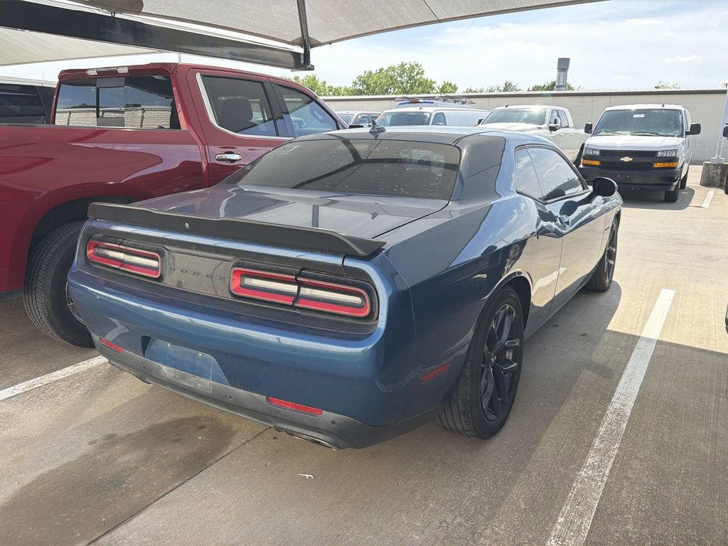 Used 2021 Dodge Challenger R/T w/ Blacktop Package RWD image 2