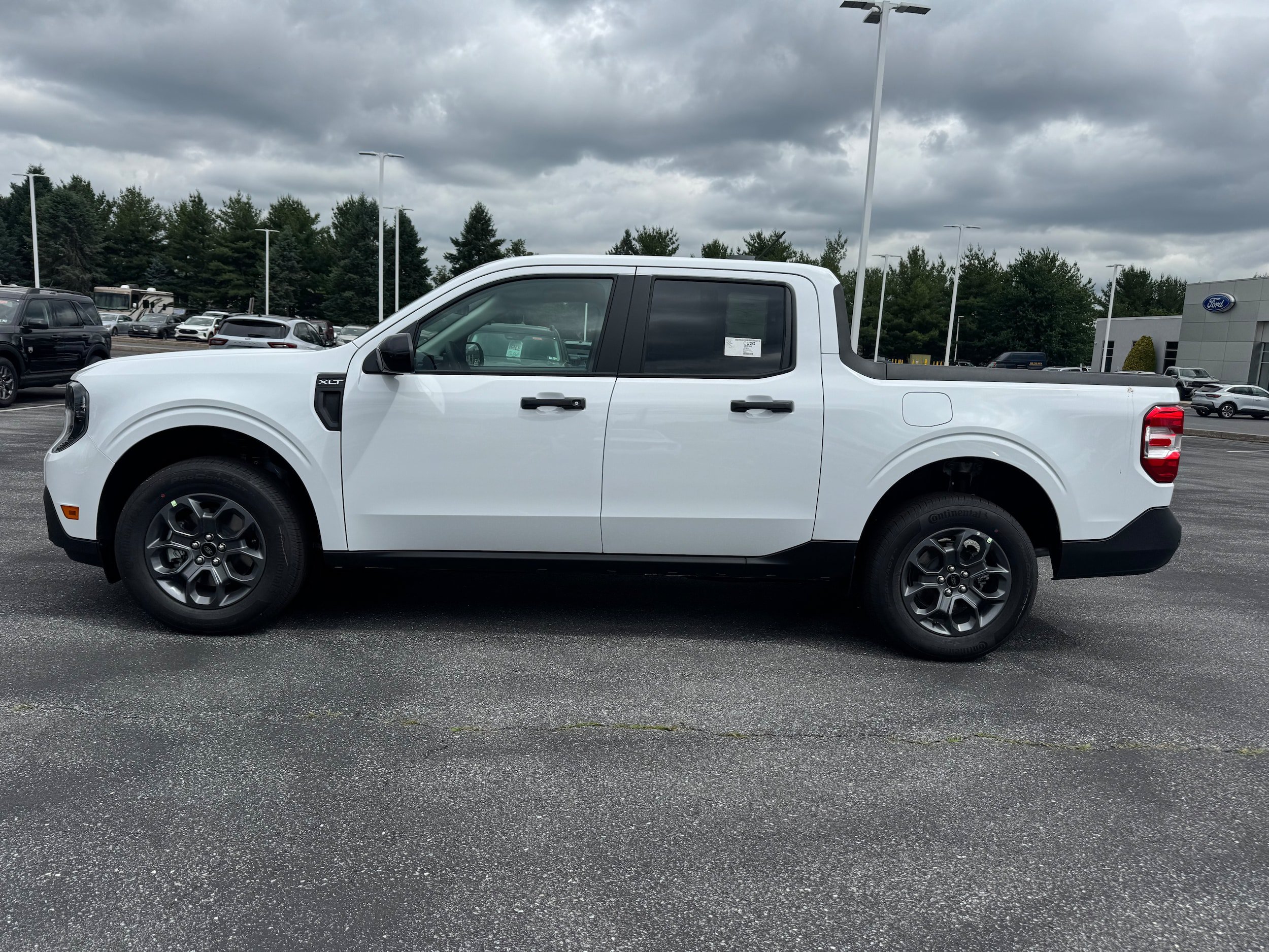 New 2026 Ford Maverick XLT w/ XLT Luxury Package AWD/4WD image 2