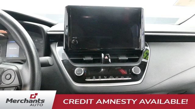 Used 2025 Toyota Corolla LE FWD image 16