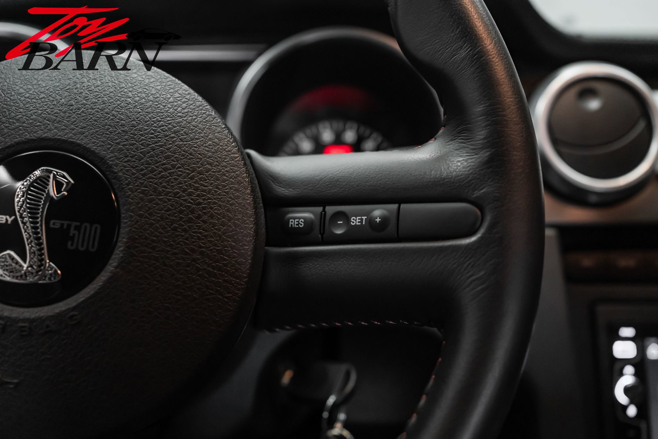 Used 2007 Ford Mustang Shelby GT500 image 32