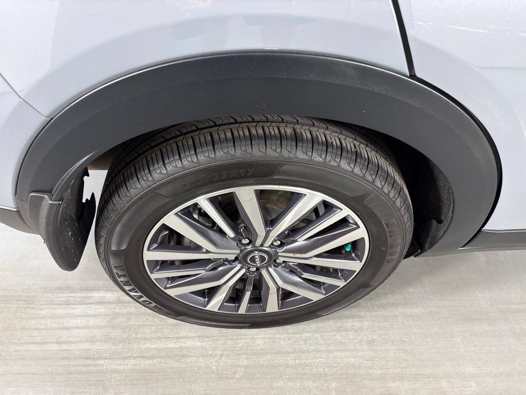 Used 2022 Nissan Kicks SV FWD image 10