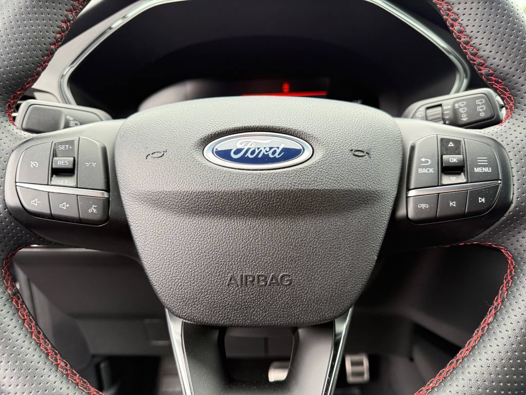 Used 2023 Ford Escape ST-Line AWD/4WD image 18
