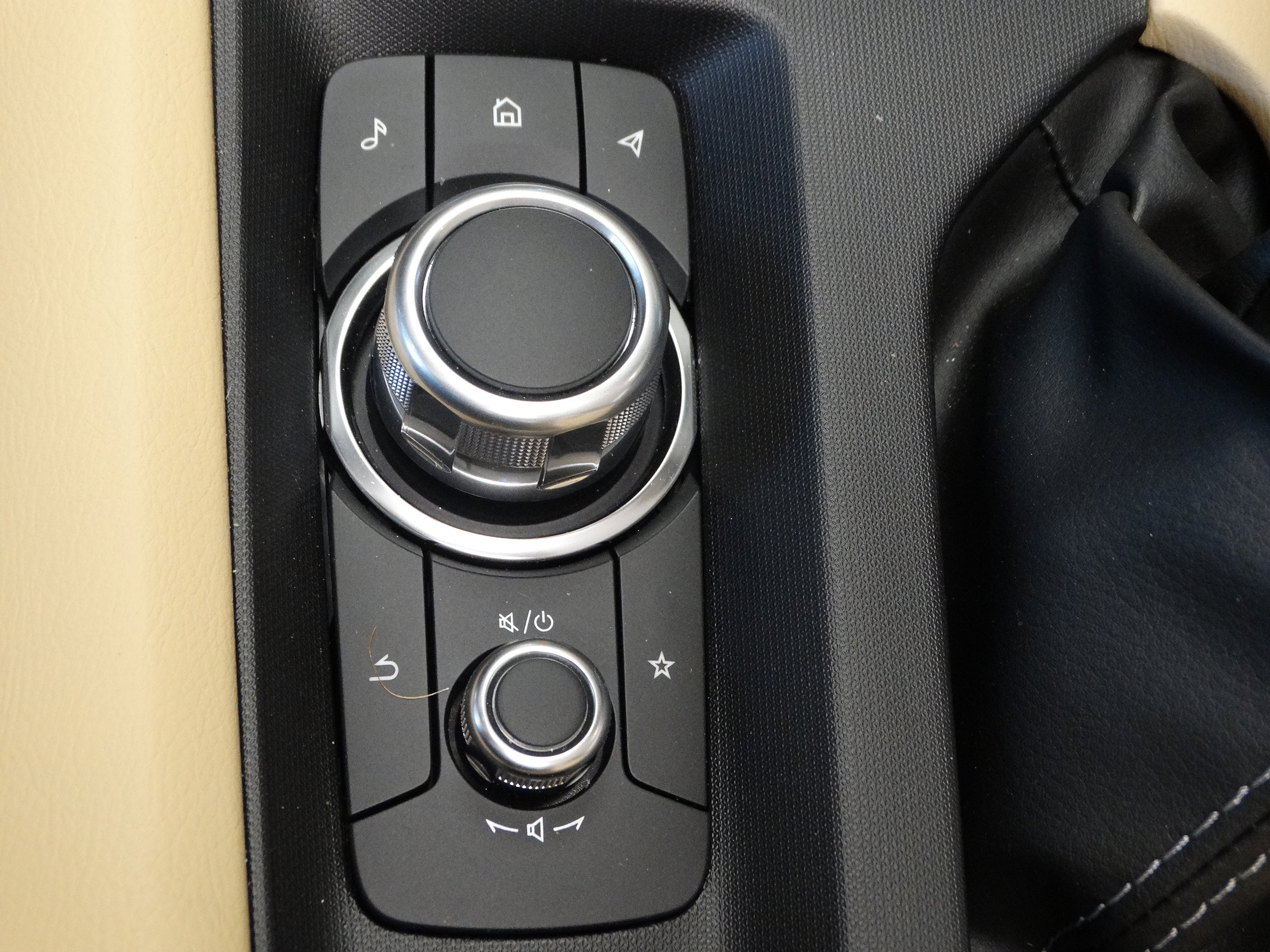 New 2025 MAZDA MX-5 Miata RF Grand Touring image 17