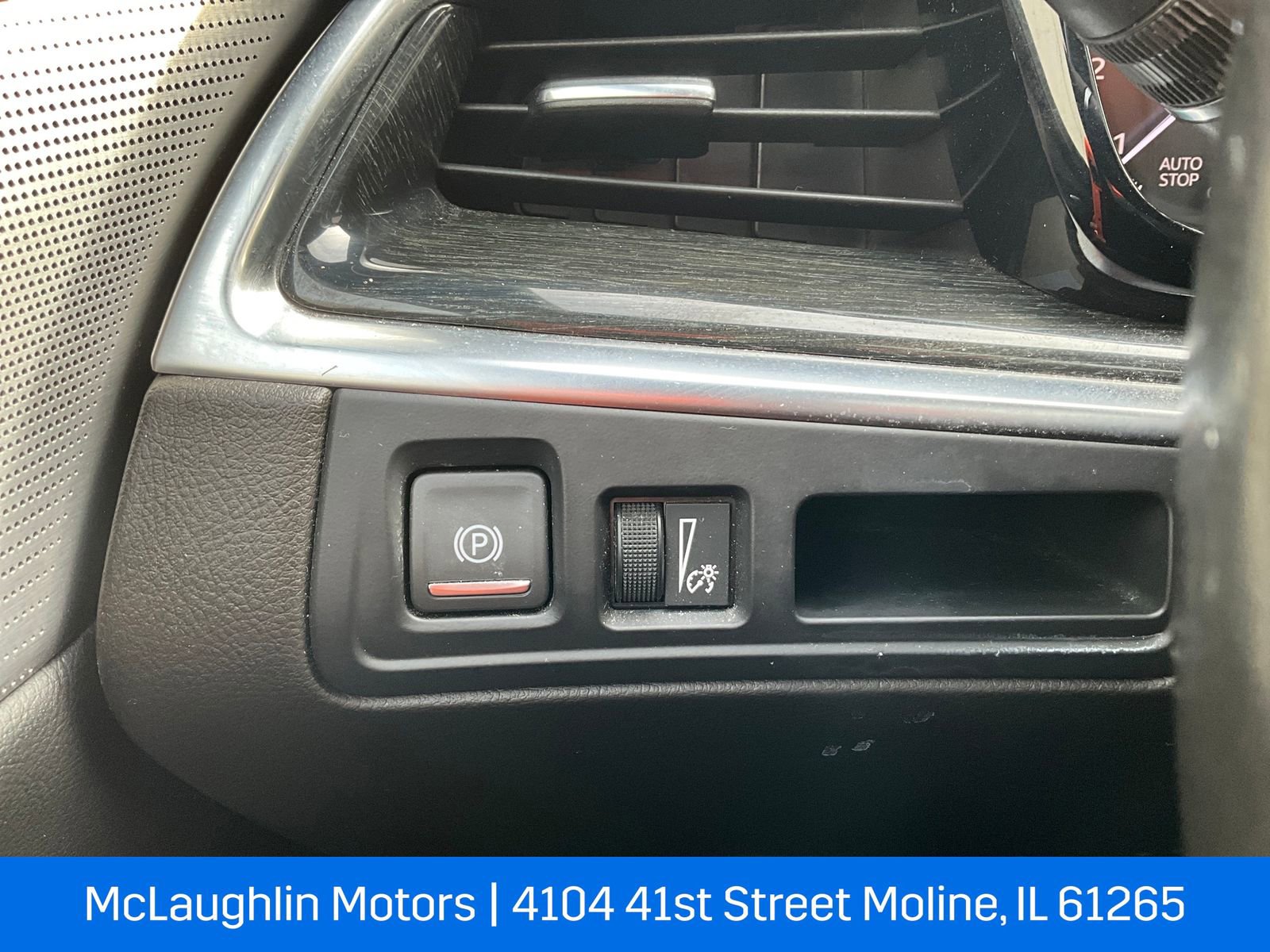 Certified 2022 Cadillac XT5 Premium Luxury image 29