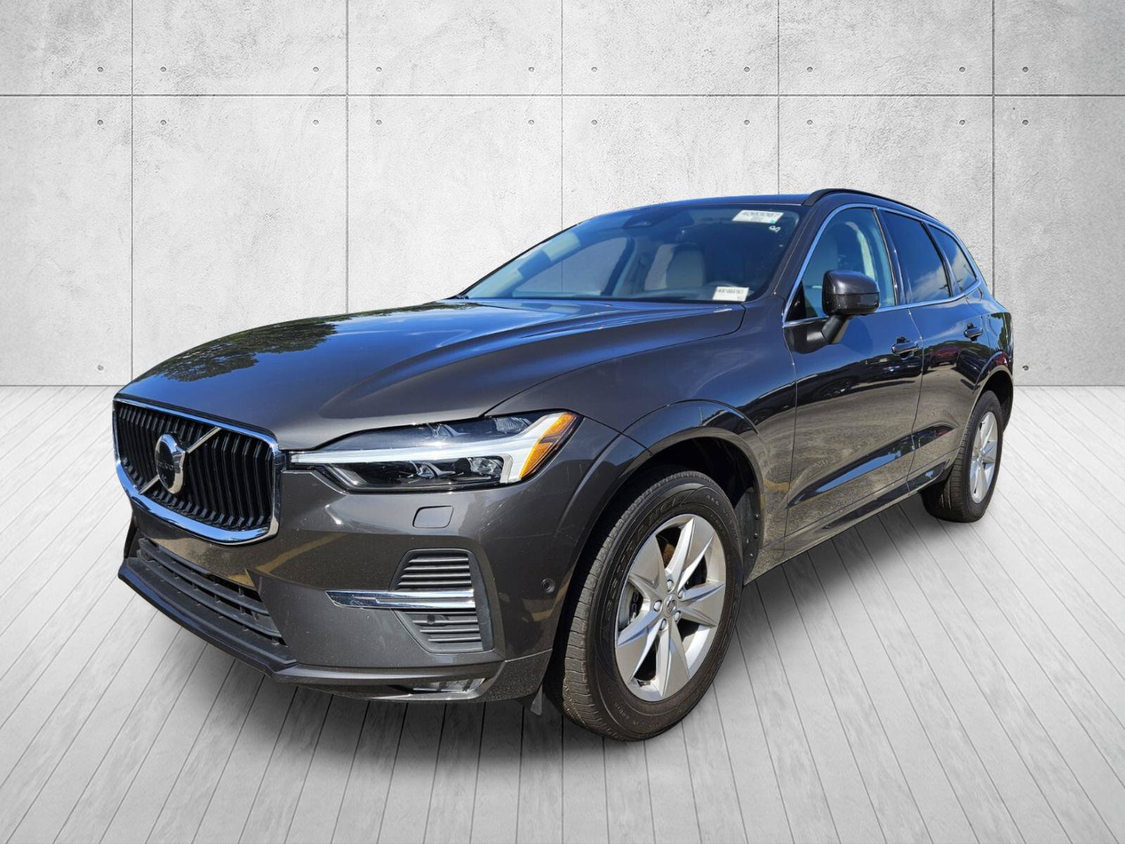 Used 2022 Volvo XC60 B5 Momentum AWD/4WD image 6