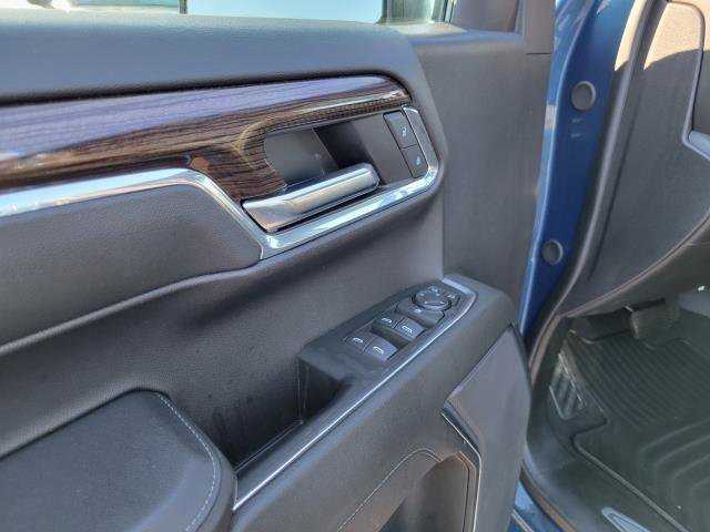 Used 2024 Chevrolet Silverado 1500 LT AWD/4WD image 6