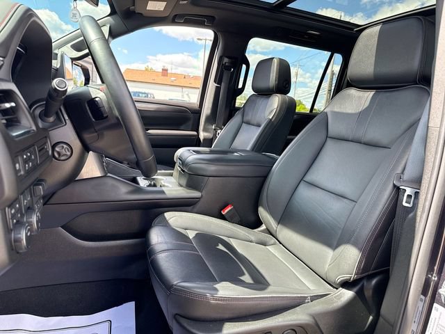 Certified 2023 Chevrolet Suburban RST w/ Luxury Package AWD/4WD image 11