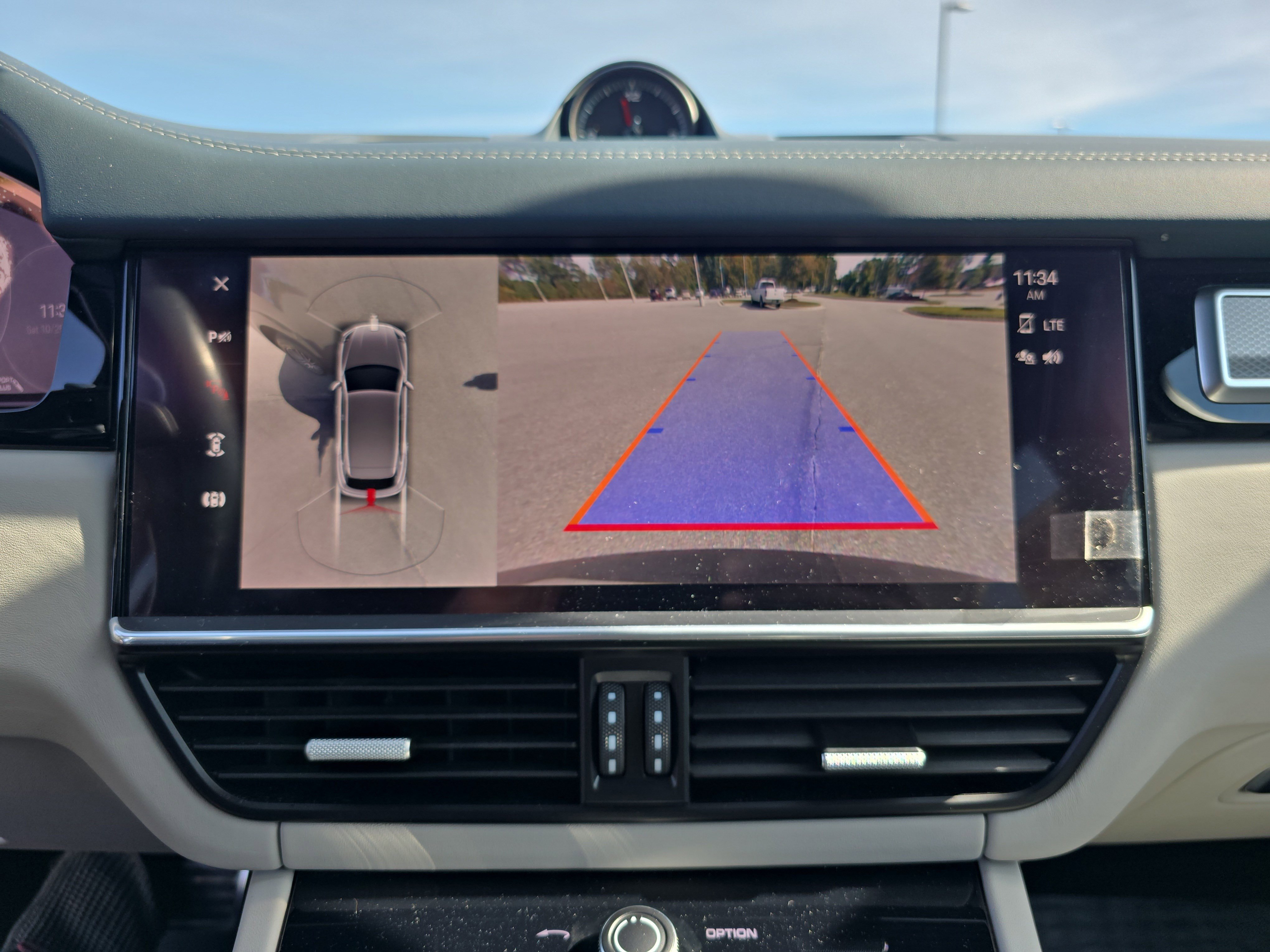 Used 2022 Porsche Cayenne S image 23