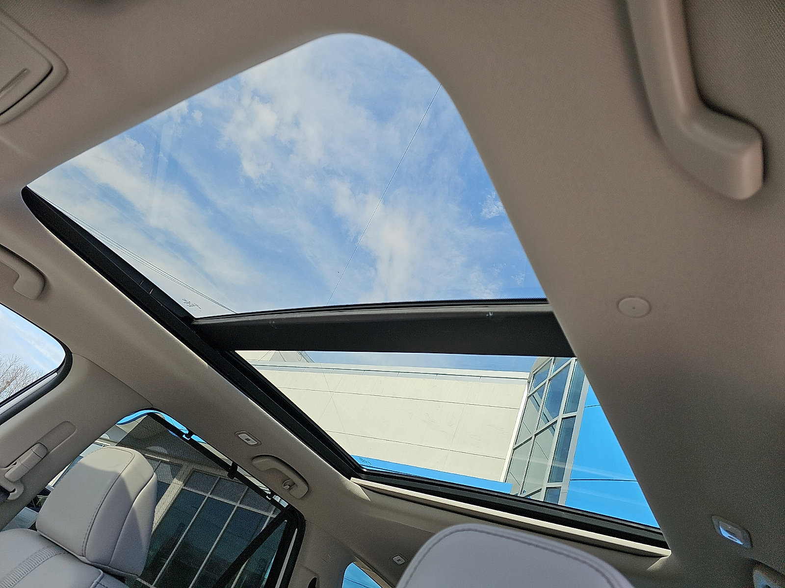 Used 2024 Honda Pilot Touring image 17