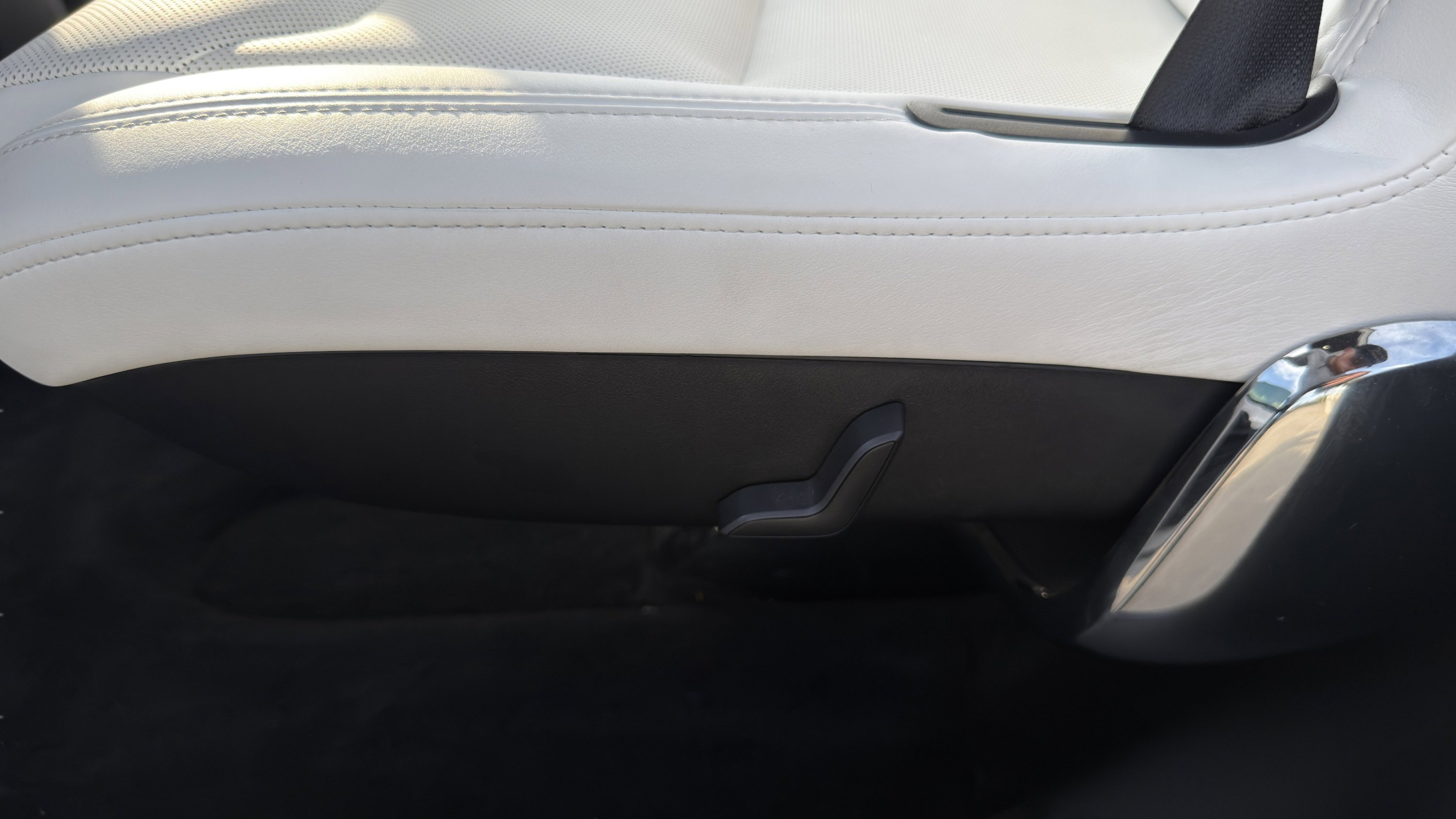 Used 2023 Tesla Model X image 26