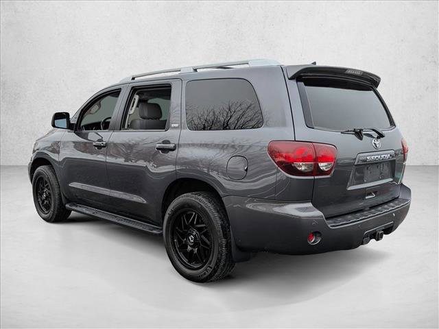 Used 2019 Toyota Sequoia SR5 w/ Premium Package image 7