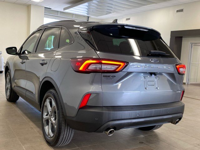 Used 2025 Ford Escape ST-Line Select w/ Tech Pack #1 AWD/4WD image 5