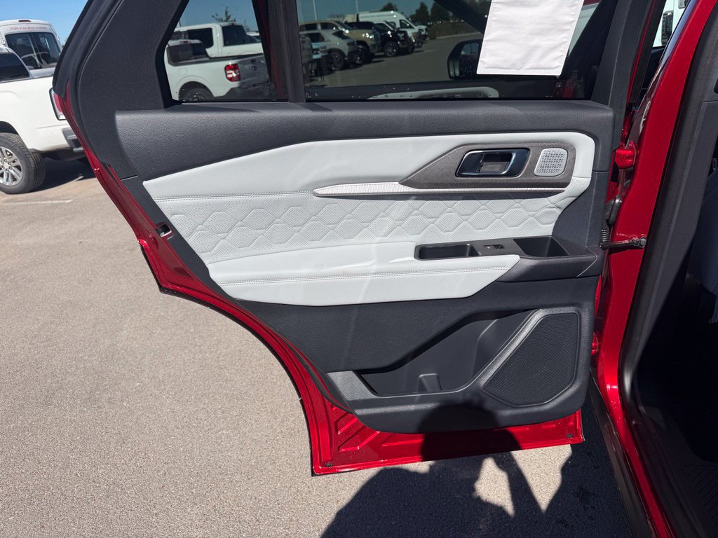 New 2027 Ford Explorer Platinum AWD/4WD image 13
