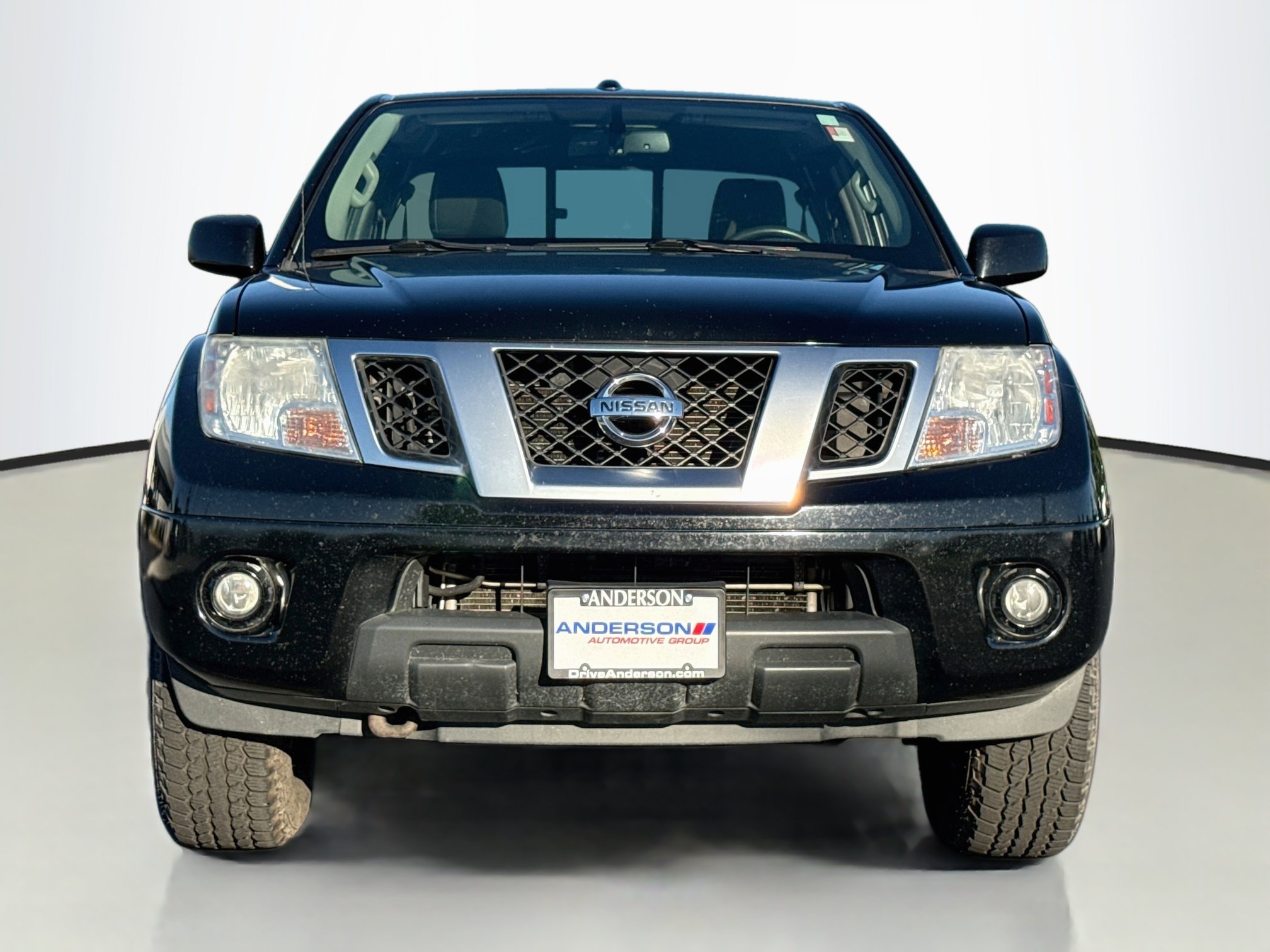 Used 2013 Nissan Frontier PRO-4X AWD/4WD image 2