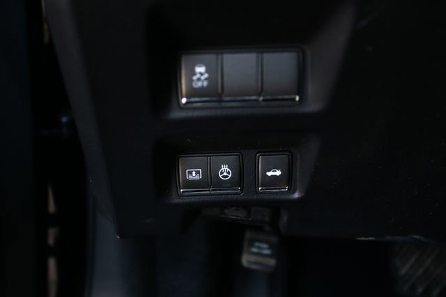 Used 2016 INFINITI Q70 L 3.7 w/ Deluxe Touring Package image 21