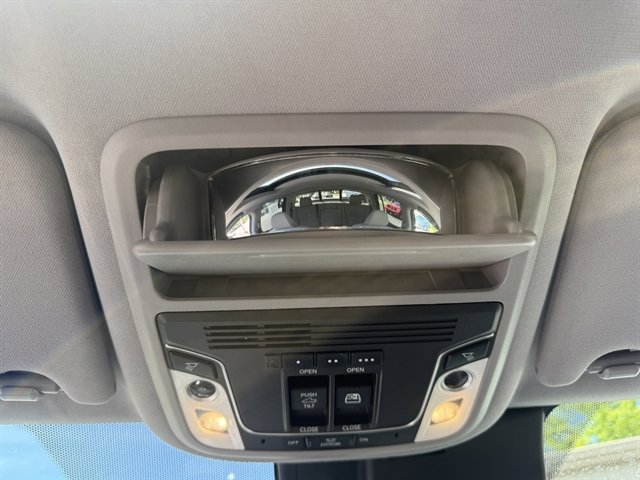 Used 2018 Honda Ridgeline RTL-E image 25