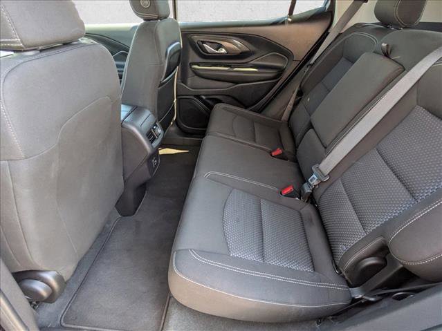 Used 2024 GMC Terrain SLE AWD/4WD image 17