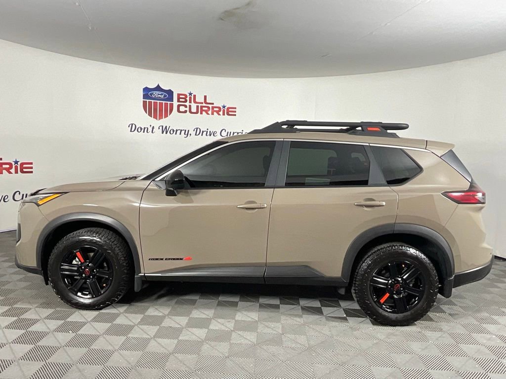 Used 2025 Nissan Rogue SV AWD/4WD image 6