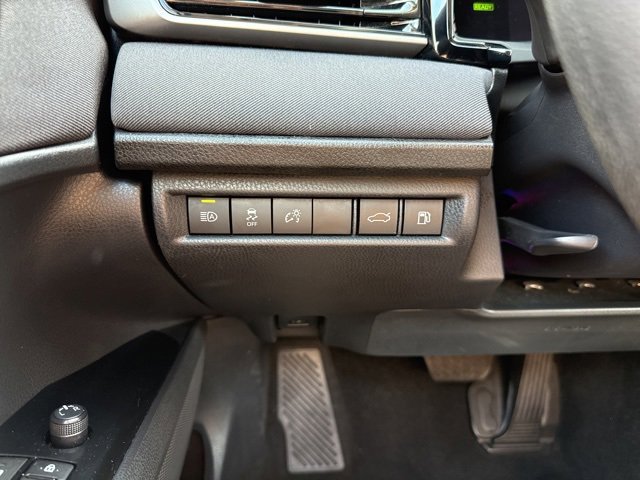 Used 2025 Toyota Camry LE image 20