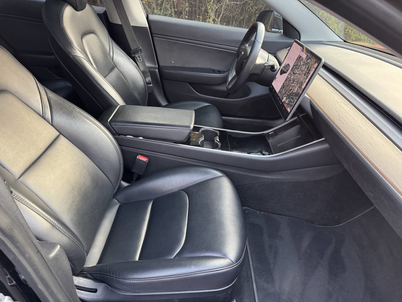 Used 2018 Tesla Model 3 Long Range image 13