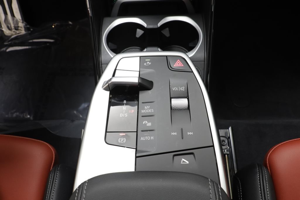 Certified 2025 BMW X1 M35i AWD/4WD image 12