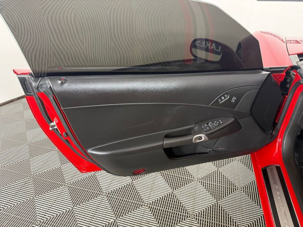 Used 2008 Chevrolet Corvette Z06 w/ Preferred Equipment Group image 18